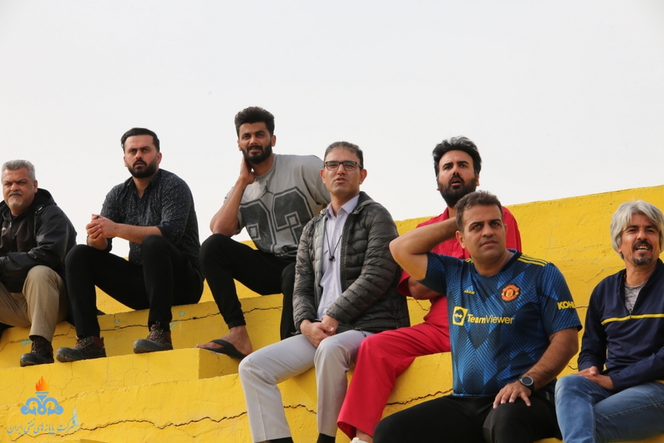 فوتبال کارکنان 69