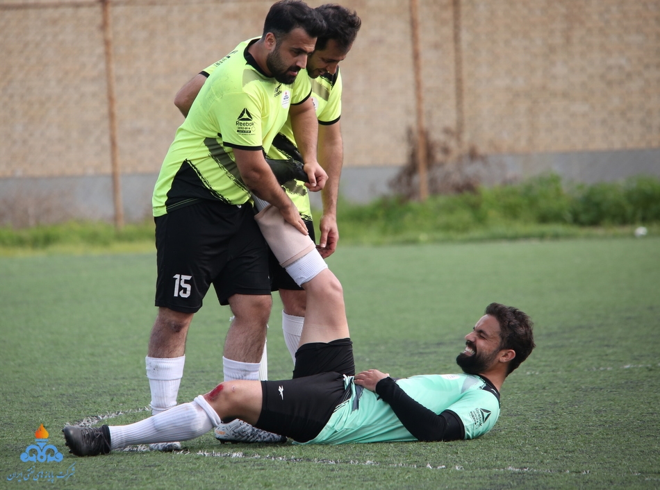 فوتبال کارکنان 71