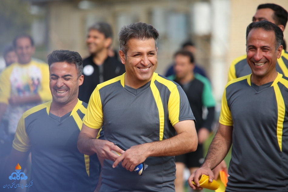 فوتبال کارکنان 81