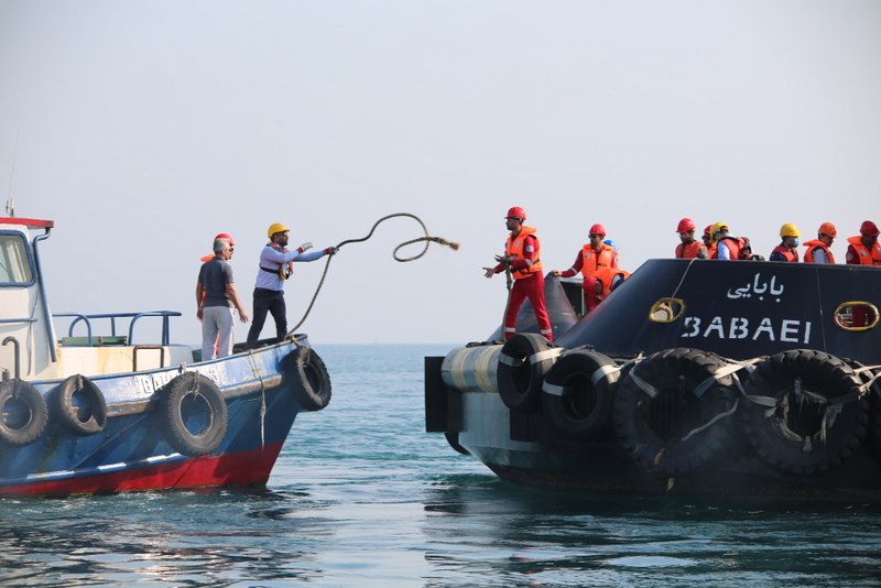 مانور آلودگی دریا 4