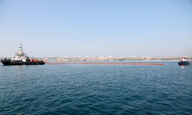 مانور آلودگی دریا 9