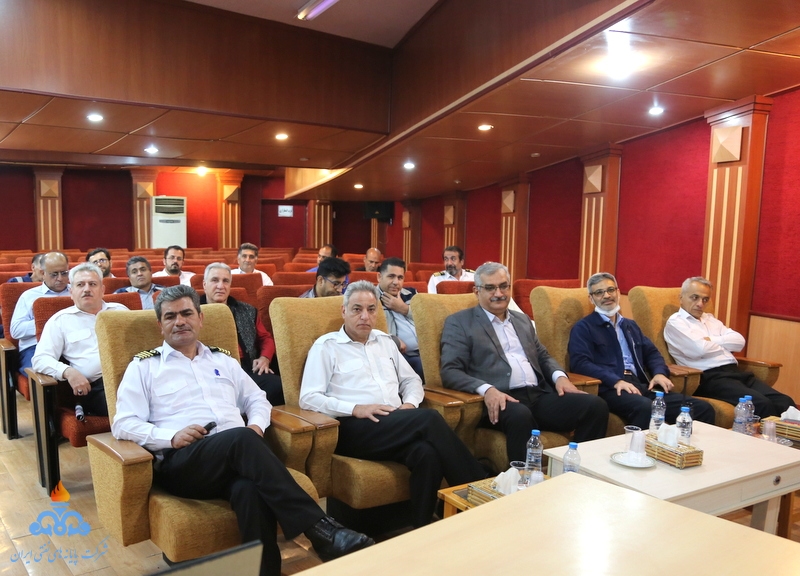 مهرداد عاشوری نژاد 10