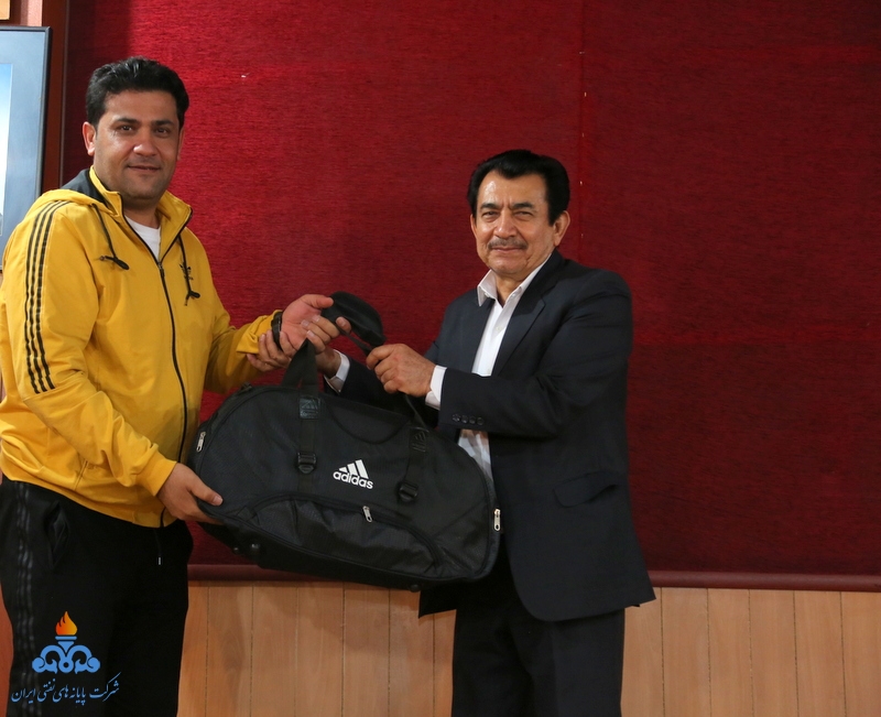 مهرداد عاشوری نژاد 24