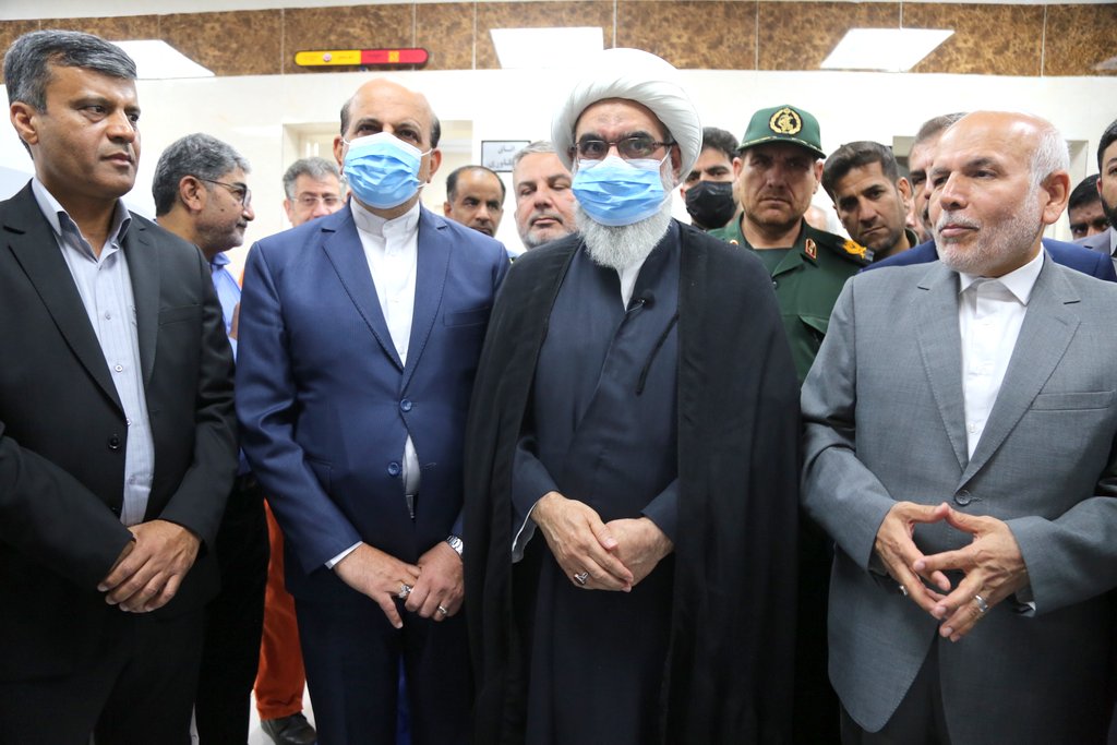 بیمارستان  8