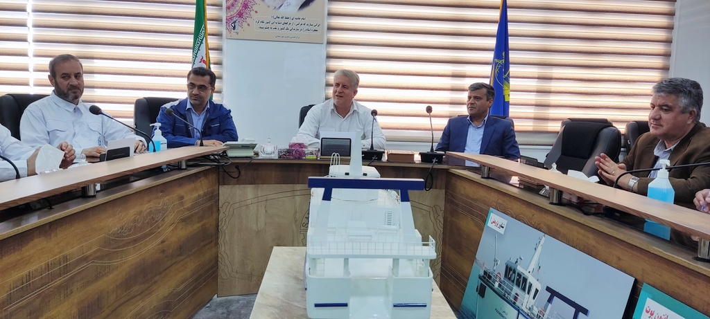 ناوگان دریایی + غریبی  13