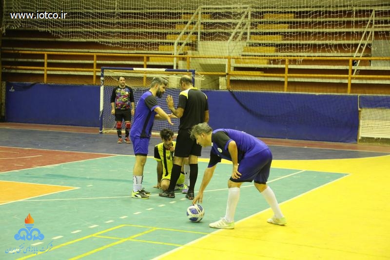 فوتسال  4