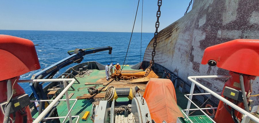 لنگر + نفتکش 1