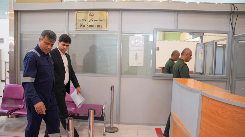 فرودگاه + غریبی 6