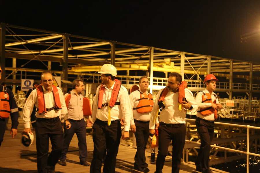 بازدید+ مدیرعامل +خارگ 15