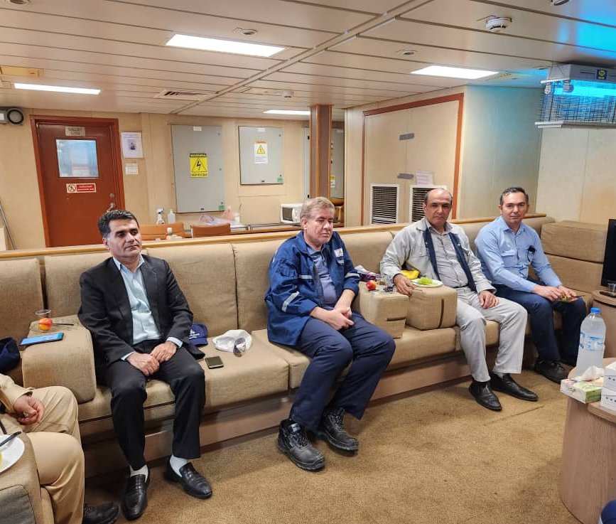 غریبی+ خط لوله 3