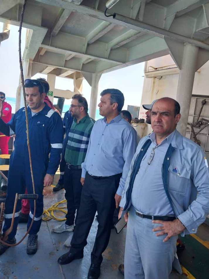 غریبی+ خط لوله 16