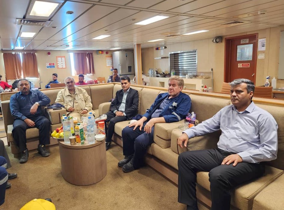 غریبی+ خط لوله 17