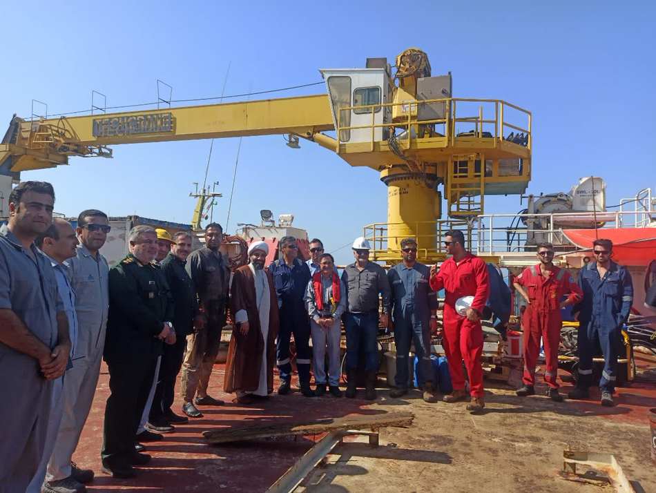 بازدید + خطوط لوله گناوه تا خارگ+ غریبی 10