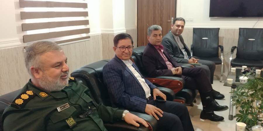 غریبی + امام جمعه + بسیج 5