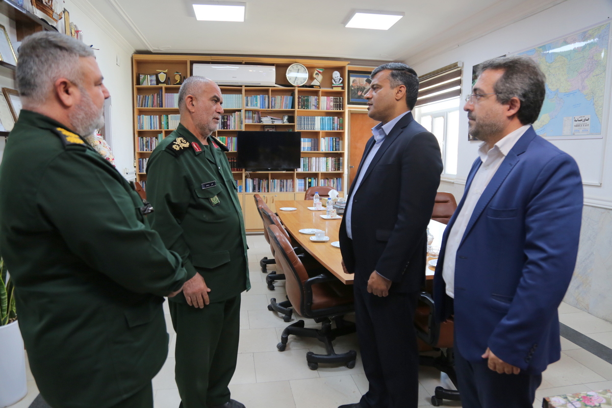 غریبی + رزمجو 1