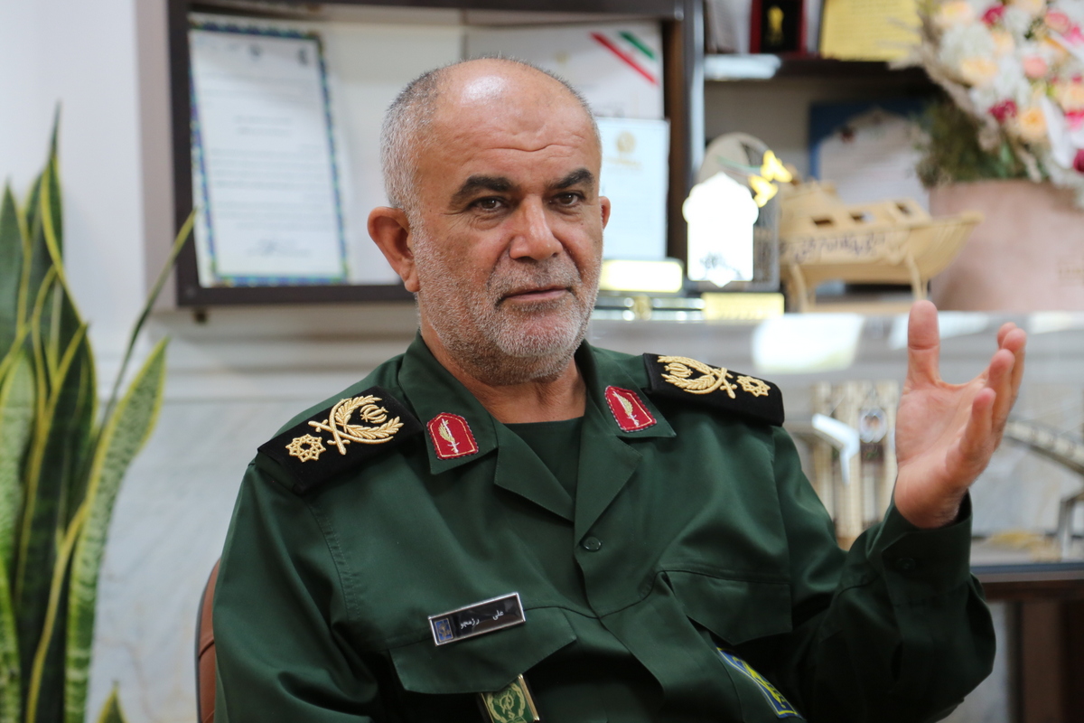 غریبی + رزمجو 2