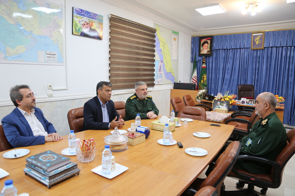 غریبی + رزمجو 7