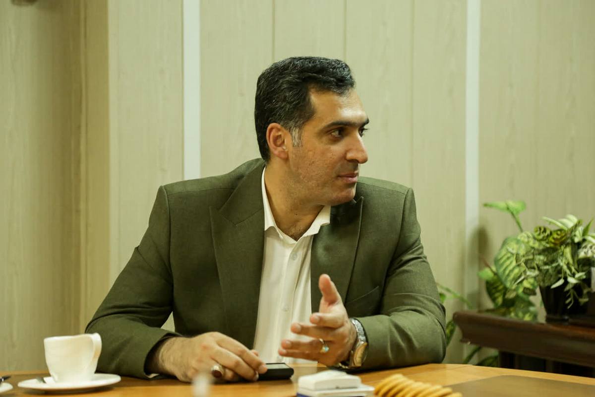 نشست + غریبی 2