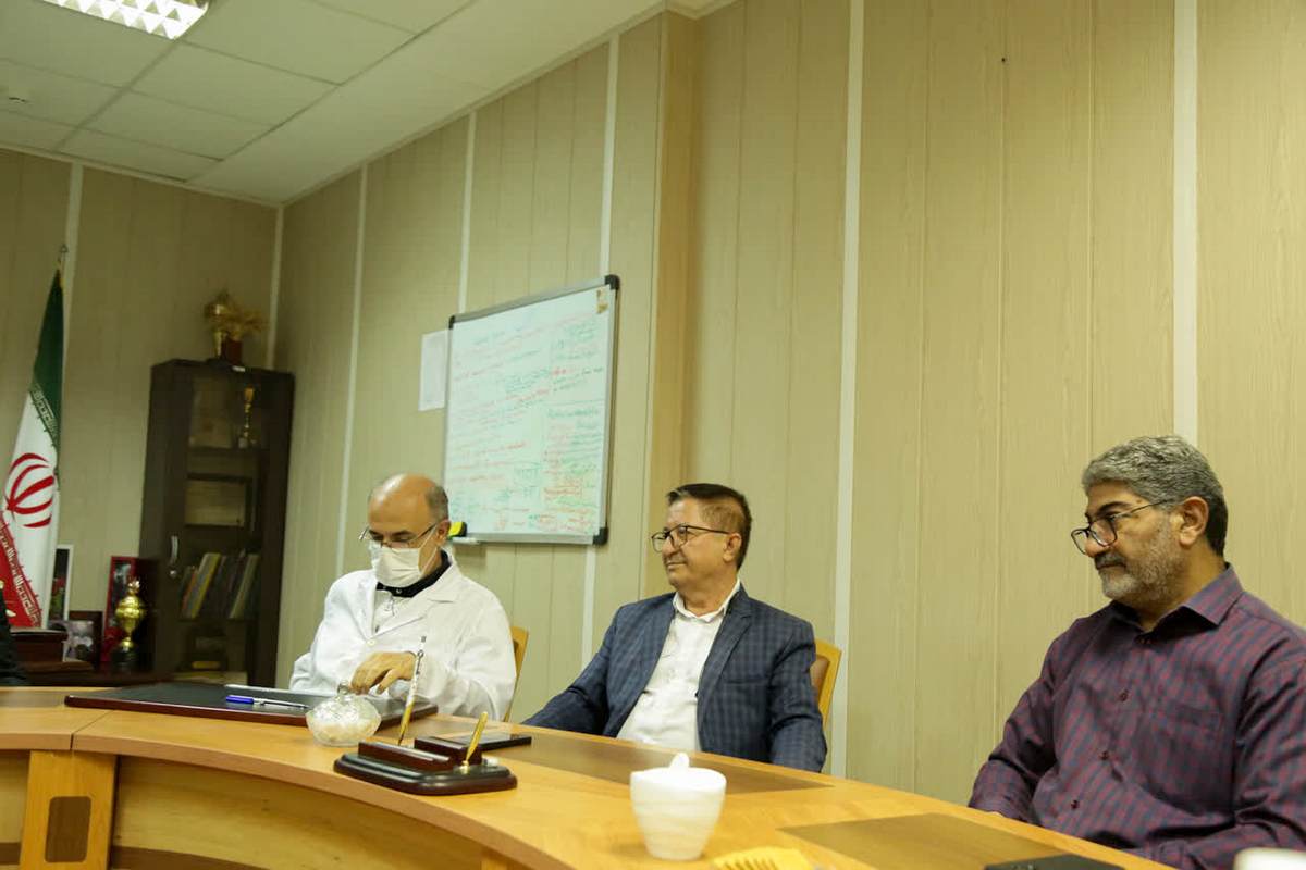 نشست + غریبی 7