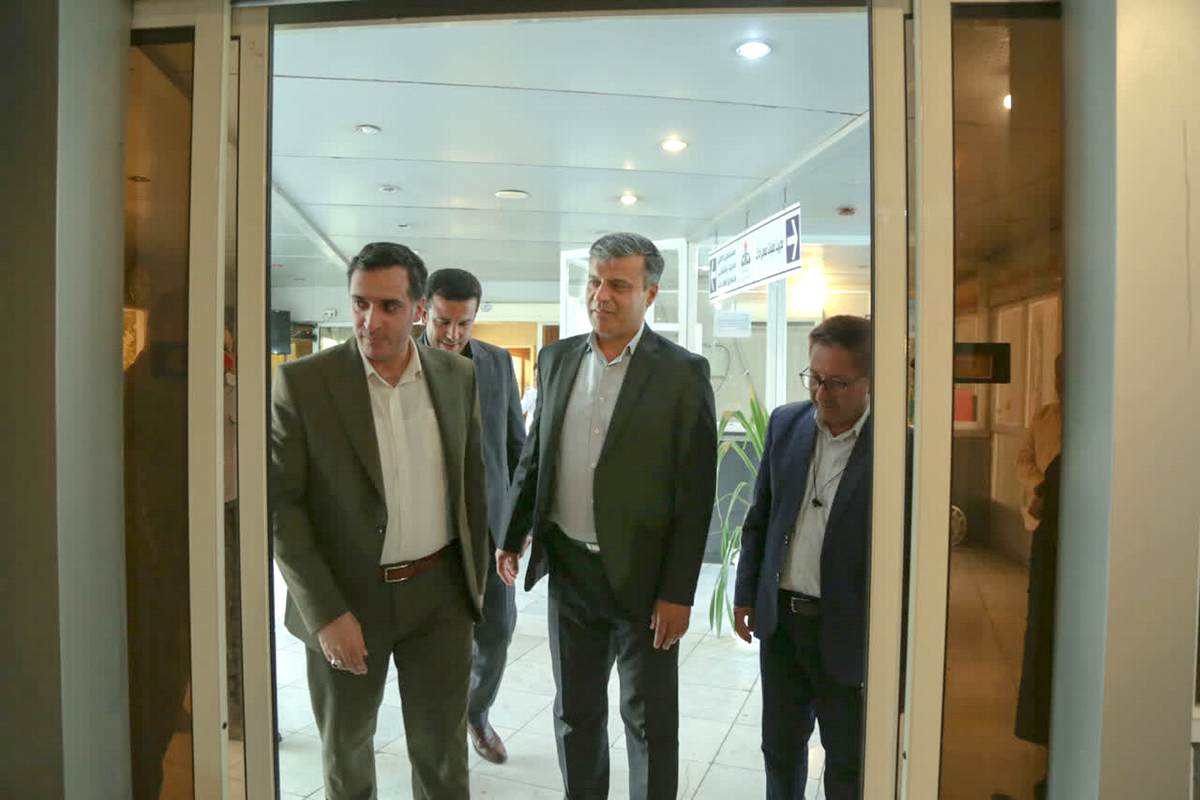 نشست + غریبی 22