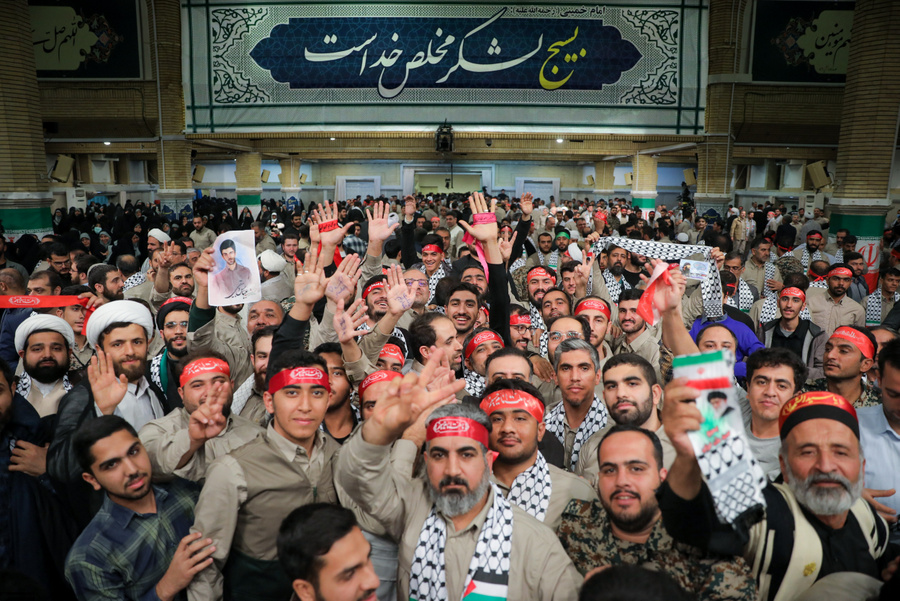 بسیج+ رهبری 11