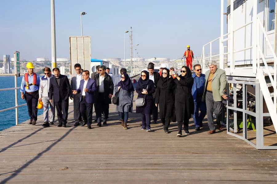 بازدید+ پژوهش و فناوری+  پشتیبانی، ساخت و تامین کالای شرکت ملی نفت ایران 3