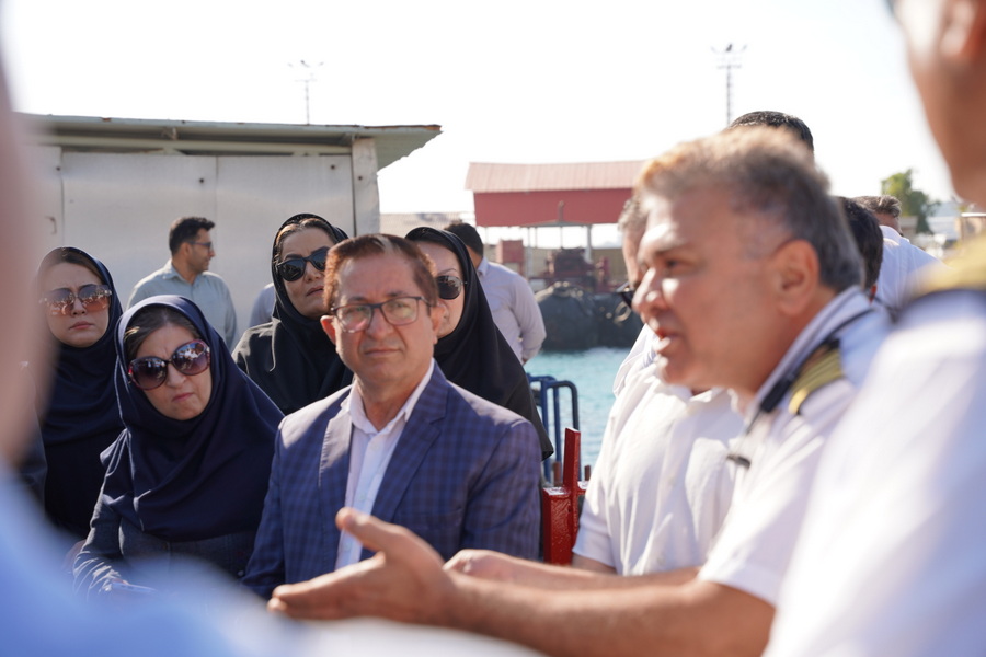 بازدید+ پژوهش و فناوری+ پشتیبانی، ساخت و تامین کالای شرکت ملی نفت ایران 2