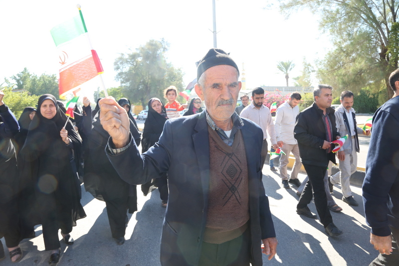 راهپیمایی 12