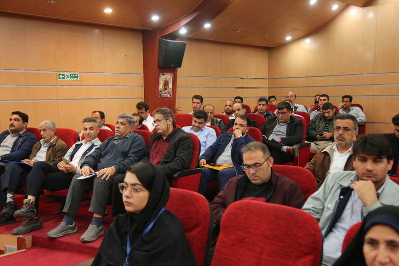 همایش تاریخ صنعت در ایران  9