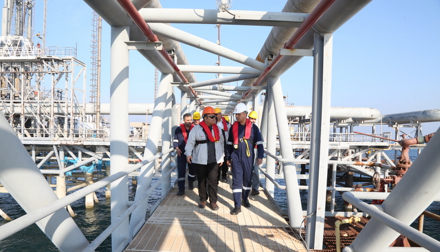 بازدید+ غریبی+ پایانه خارگ 9