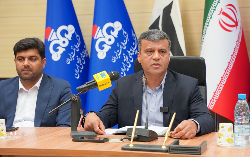 نشست هم اندیشی مدیرعامل + غریبی+ ایرنا 6