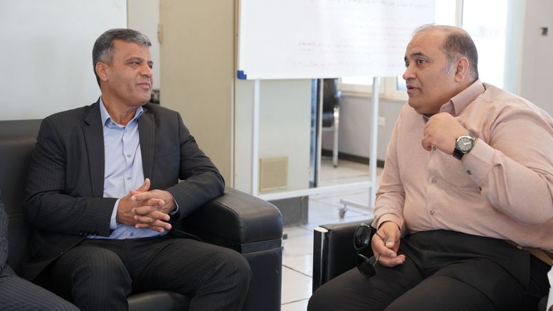 دیدار نوروزی مدیرعامل شرکت پایانه های نفتی ایران با کارکنان+ غریبی 22