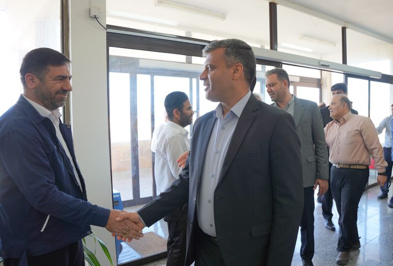 دیدار نوروزی مدیرعامل شرکت پایانه های نفتی ایران با کارکنان+ غریبی 45