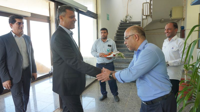 دیدار نوروزی مدیرعامل شرکت پایانه های نفتی ایران با کارکنان+ غریبی 46