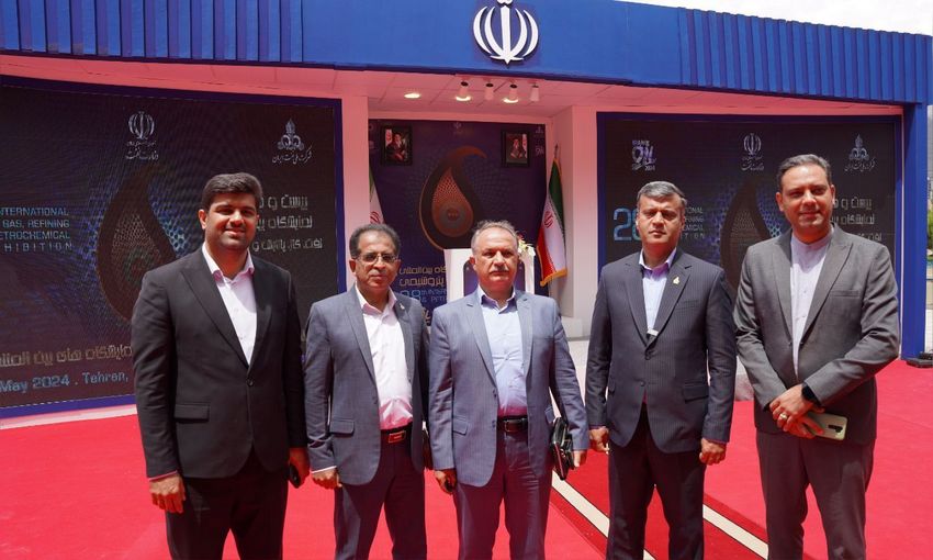 نمایشگاه بیست و هشتم  1