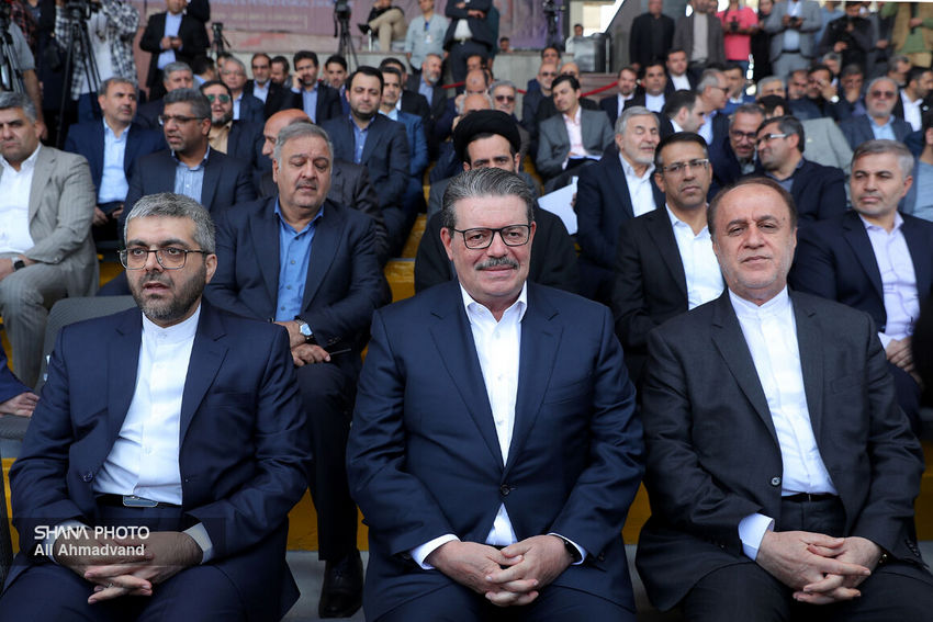 نمایشگاه بیست و هشتم  32