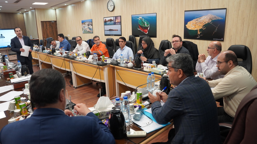 نشست کار گروه کمیته ساماندهی پیمان‌های مستمر غیر پروژه‌ای پایانه های نفتی ایران  10