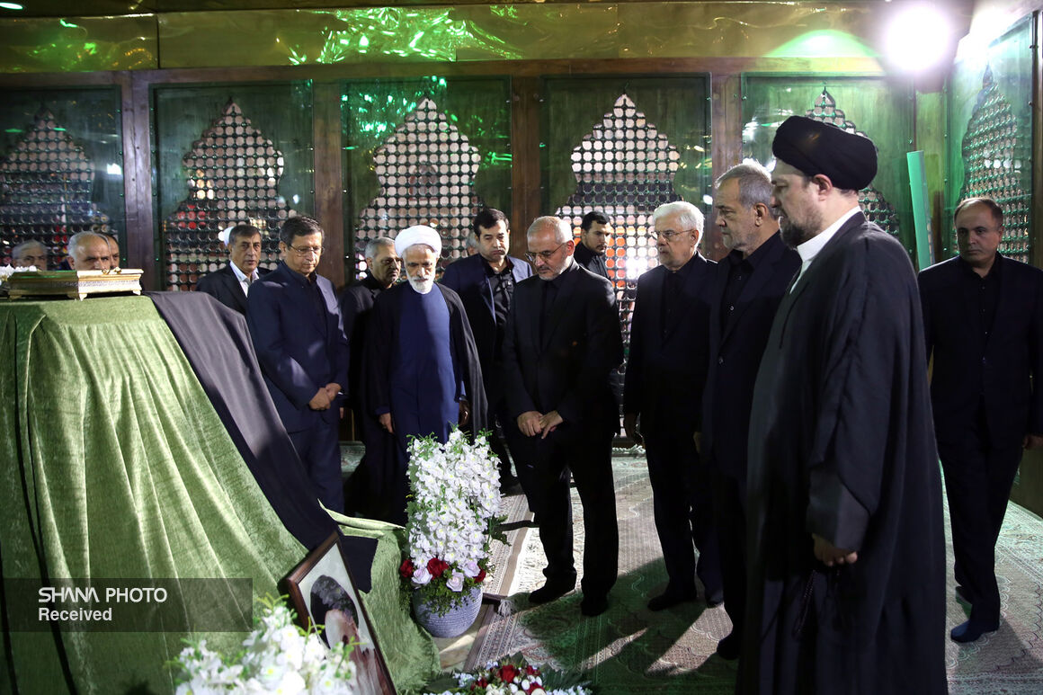 تجدید میثاق + پزشکیان + امام راحل 6