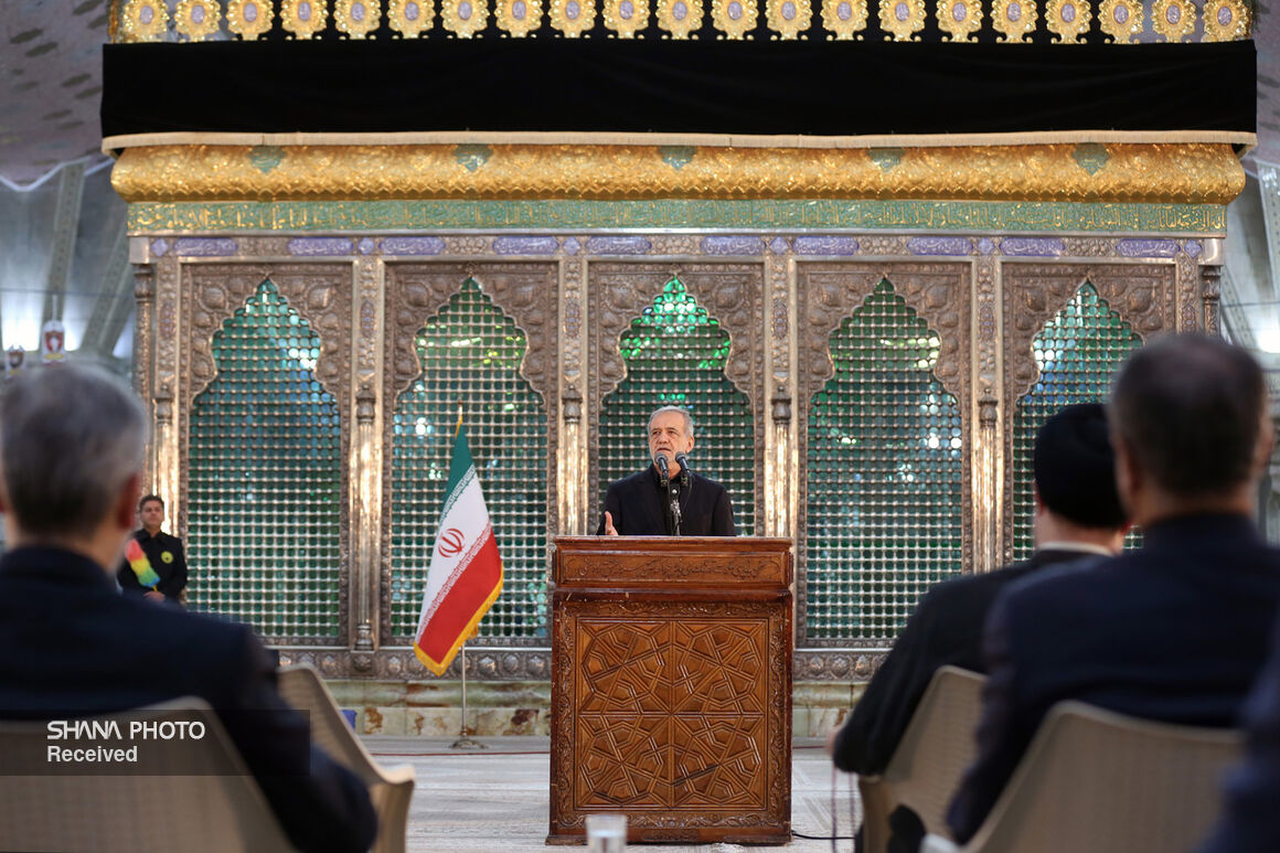 تجدید میثاق + پزشکیان + امام راحل 9