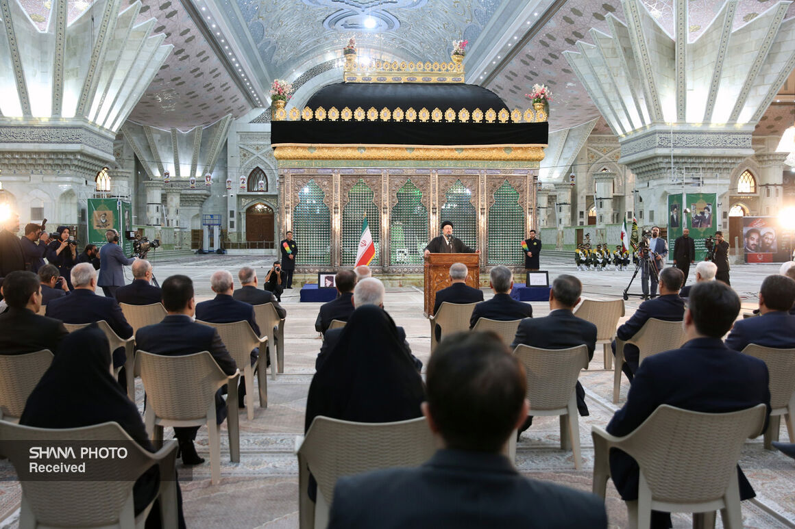 تجدید میثاق + پزشکیان + امام راحل 10