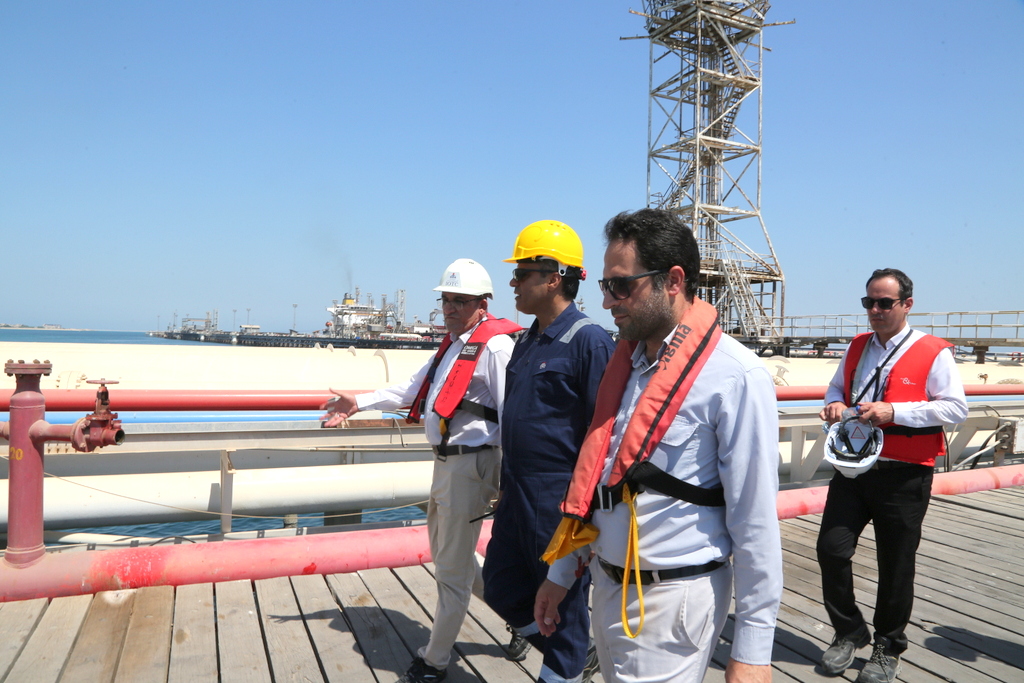 اسکله+ نوسازی+ تعمیرات+ غریبی + خارگ 1