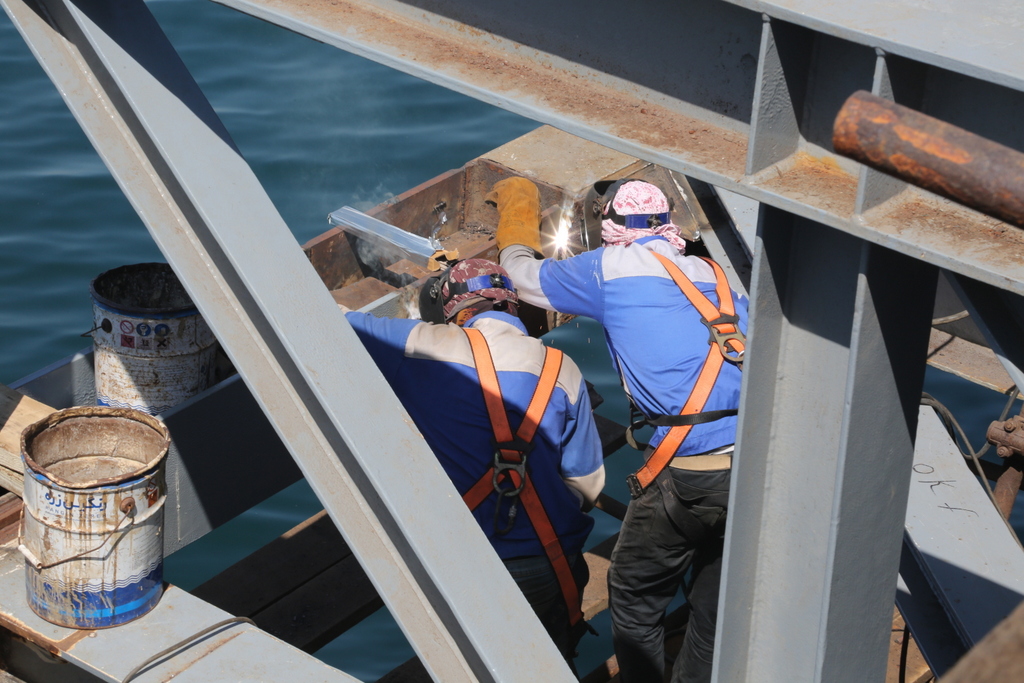 اسکله+ نوسازی+ تعمیرات+ غریبی + خارگ 11