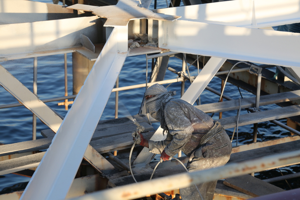 اسکله+ نوسازی+ تعمیرات+ غریبی + خارگ 19