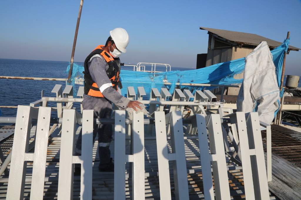 اسکله+ نوسازی+ تعمیرات+ غریبی + خارگ 30