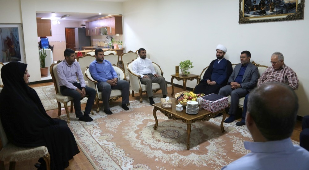 دیدار با خانواده شهدا دفاع مقدس+ هفته دفاع مقدس 2