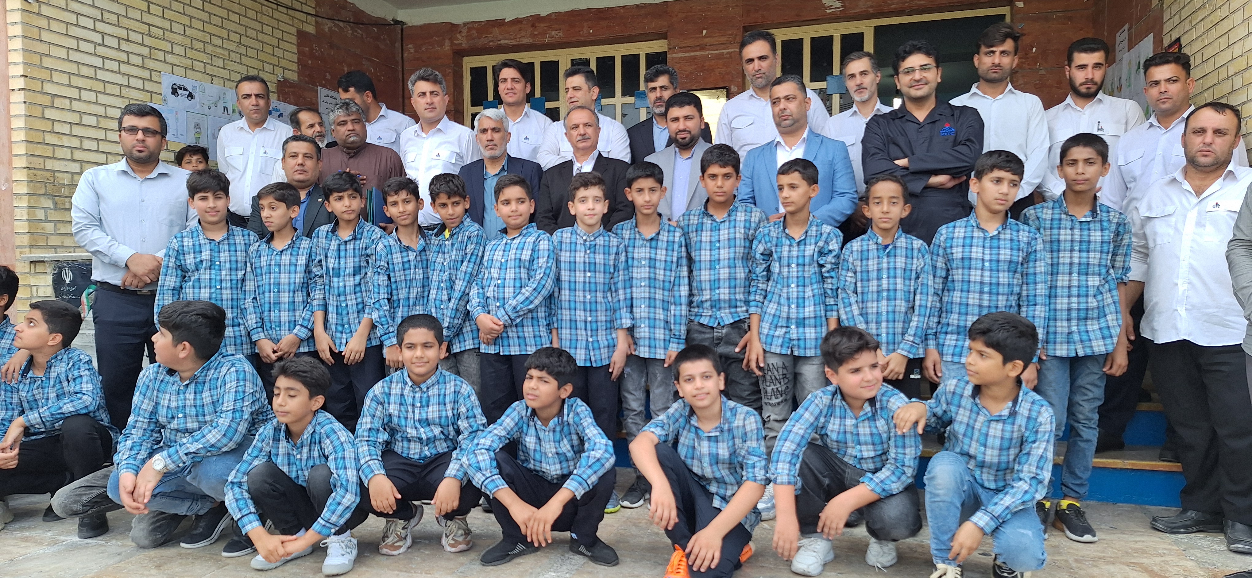 نوسازی و تجهیز مدرسه مشترک شهید بامری و شهید باهنر عسلویه 4