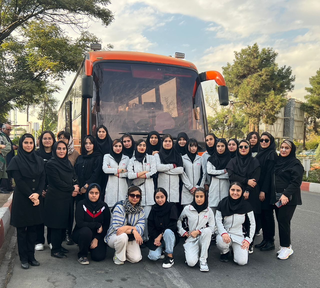 کاروان ورزشی دختران زیر ۲۵ سال شرکت پایانه‌های نفتی ایران 15