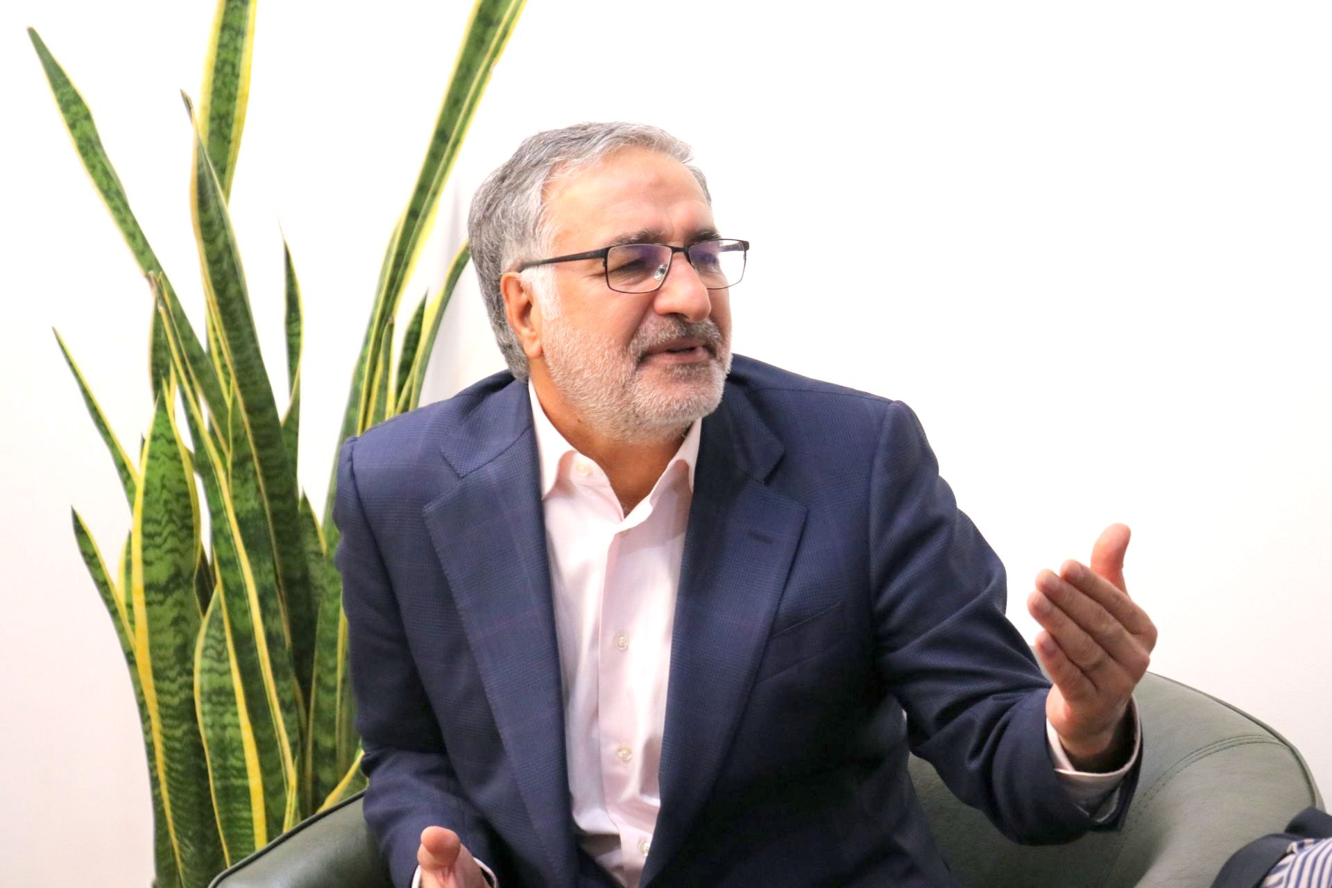 نشست مدیرعامل شرکت پایانه‌های نفتی ایران با مدیران شرکت 5