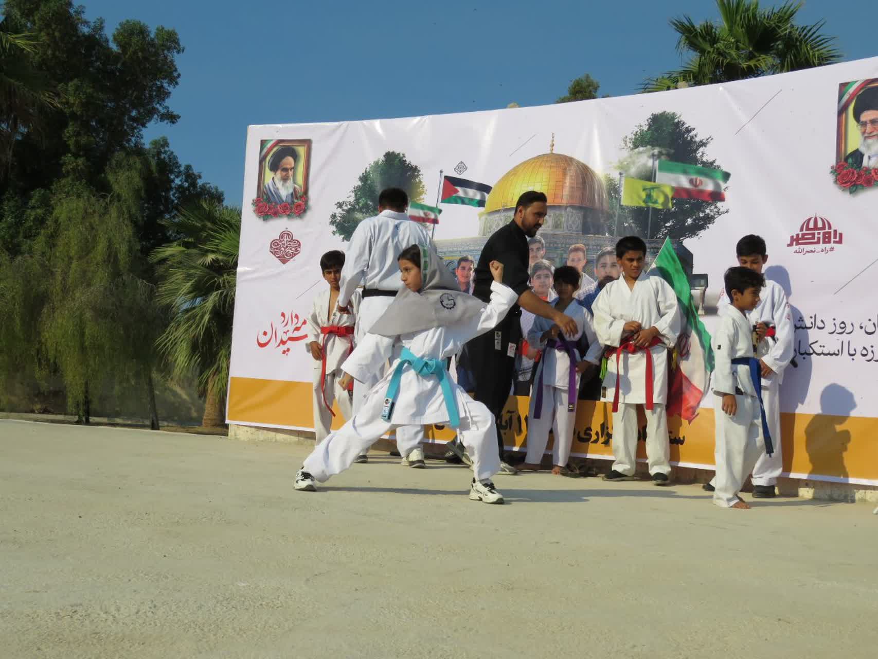 راهپیمایی 13 آبان 11