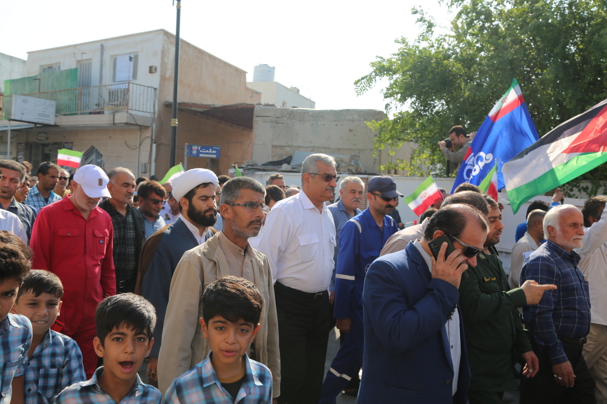 راهپیمایی 13 آبان 47